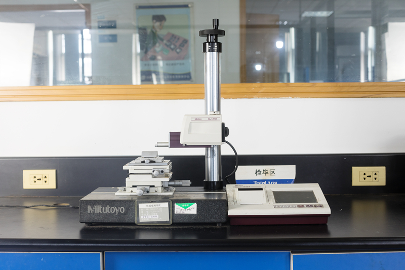 FELÜLETÉRDESSÉG-MÉRŐ-MŰSZER